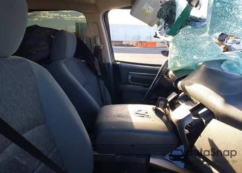 2015 Ram 1500 Lone Star z USA, uszkodzony, nr VIN 1C6RR7LT2FS744991